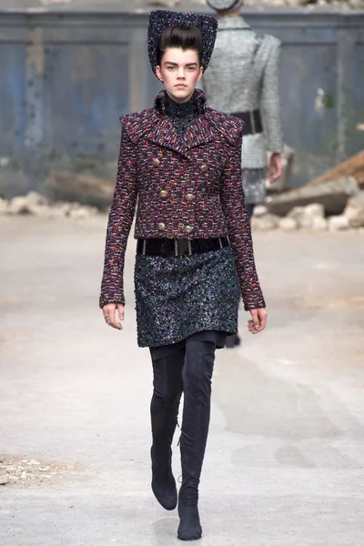 Look 31